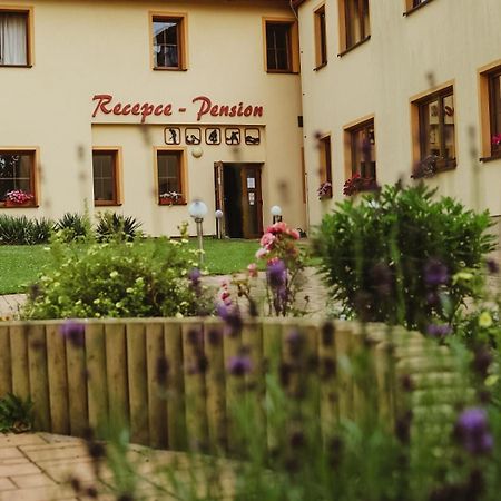 Sport - Relax Buky Hotel Františkovy Lázně Kültér fotó